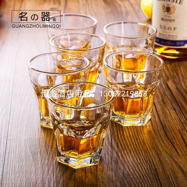 玻璃四角杯