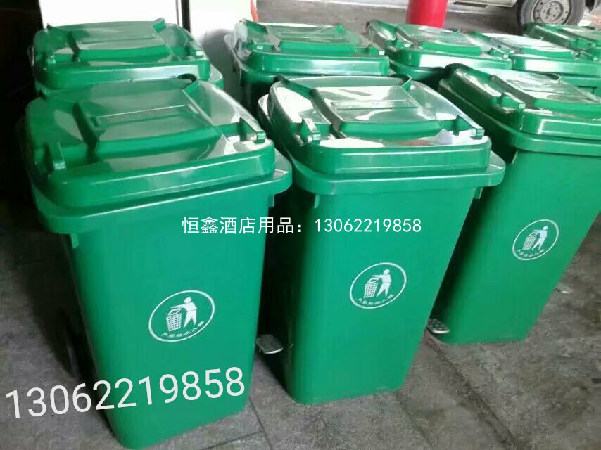 户外垃圾桶